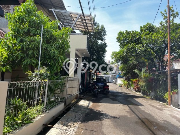 Jual Rumah Eksklusif 3 KT di Buah Batu, Bandung Jual Rumah Eksklusif 3 KT di Buah Batu, Bandung