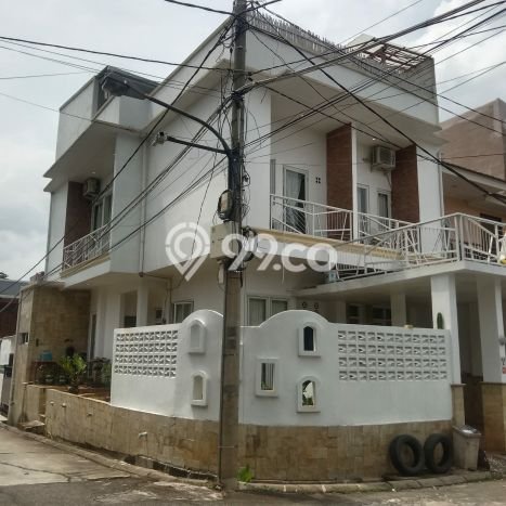 Dijual Cepat Rumah Favorit Siap Huni LB 201m2 di Ciputat, Tangerang Selatan Dijual Cepat Rumah Favorit Siap Huni LB 201m2 di Ciputat, Tangerang Selatan