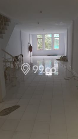 Rumah Strategis Modern Lb 150m2 di Cengkareng, Jakarta Barat Rumah Strategis Modern Lb 150m2 di Cengkareng, Jakarta Barat
