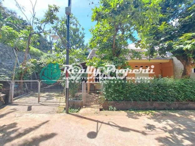 Dijual Cepat Rumah Strategis LT 216m2 LB 105m2 di Bekasi Cocok untuk Hunian Dijual Cepat Rumah Strategis LT 216m2 LB 105m2 di Bekasi Cocok untuk Hunian