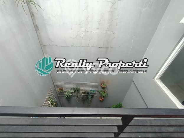 Rumah Luas Asri 3 KT Siap Huni di Jatiwarna Bekasi Rumah Luas Asri 3 KT Siap Huni di Jatiwarna Bekasi
