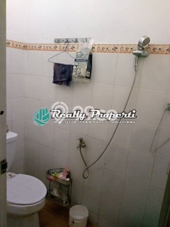 Rumah Luas Asri 4 KT Siap Pakai di Pekayon Bekasi Rumah Luas Asri 4 KT Siap Pakai di Pekayon Bekasi