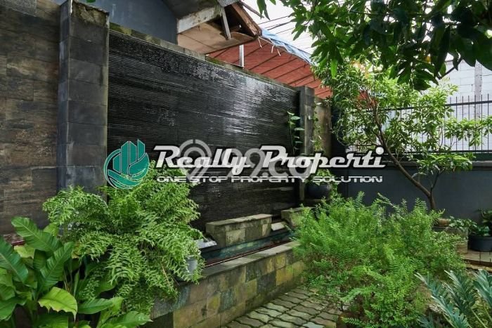 Rumah Luxury Modern Siap Huni di Bambu Apus Jakarta Timur Rumah Luxury Modern Siap Huni di Bambu Apus Jakarta Timur