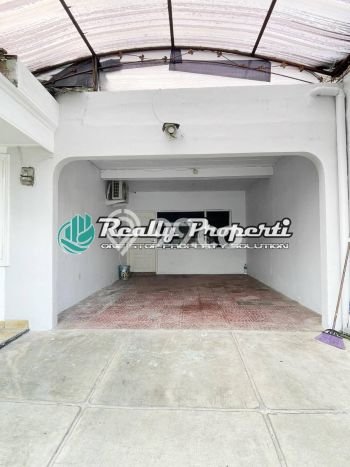 Disewakan! Rumah 5 Kamar Tidur &
3 Kamar Mandi di Jatimakmur, Bekasi Disewakan! Rumah 5 Kamar Tidur &
3 Kamar Mandi di Jatimakmur, Bekasi