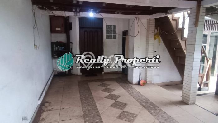 Disewakan! Rumah 3 Kamar Tidur &
3 Kamar Mandi di Jatiwaringin, Bekasi Disewakan! Rumah 3 Kamar Tidur &
3 Kamar Mandi di Jatiwaringin, Bekasi