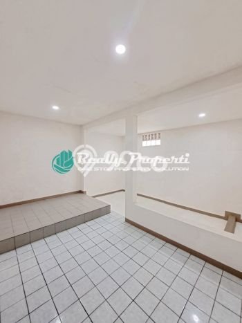 For Sale Hunian Rumah Nyaman 2 KT di Jatiwaringin, Bekasi For Sale Hunian Rumah Nyaman 2 KT di Jatiwaringin, Bekasi