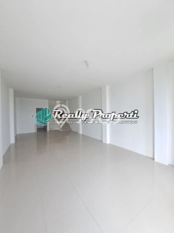 KAWASAN BISNIS! Ruko Kawasan Kranji, Luas 180m², Jalan Utama KAWASAN BISNIS! Ruko Kawasan Kranji, Luas 180m², Jalan Utama