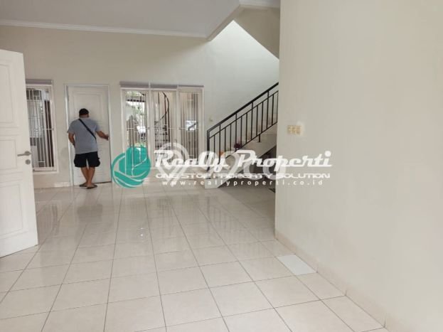Rumah Luxury Modern Tanpa Renovasi di Jatiwaringin Bekasi Rumah Luxury Modern Tanpa Renovasi di Jatiwaringin Bekasi