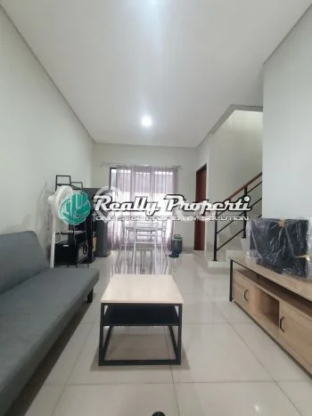 Rumah Nyaman 3 KT LB 65m2 Kondisi Bagus di Jatiwarna Rumah Nyaman 3 KT LB 65m2 Kondisi Bagus di Jatiwarna