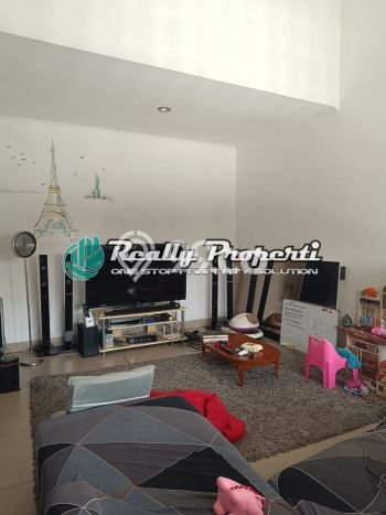 NEW LISTING! Rumah kawasan Jati Cempaka, Siap Huni, 4 KT, Dekat Jati Cempaka, Bekasi, Bekasi, LT 203m² Bangunan 305m² NEW LISTING! Rumah kawasan Jati Cempaka, Siap Huni, 4 KT, Dekat Jati Cempaka, Bekasi, Bekasi, LT 203m² Bangunan 305m²