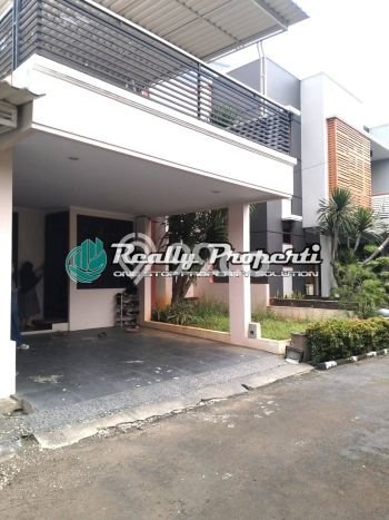 Disewakan! Rumah 3 Kamar Tidur &
3 Kamar Mandi di Jatibening, Bekasi Disewakan! Rumah 3 Kamar Tidur &
3 Kamar Mandi di Jatibening, Bekasi