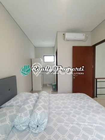 Rumah Nyaman 3 KT LB 65m2 Kondisi Bagus di Jatiwarna Rumah Nyaman 3 KT LB 65m2 Kondisi Bagus di Jatiwarna