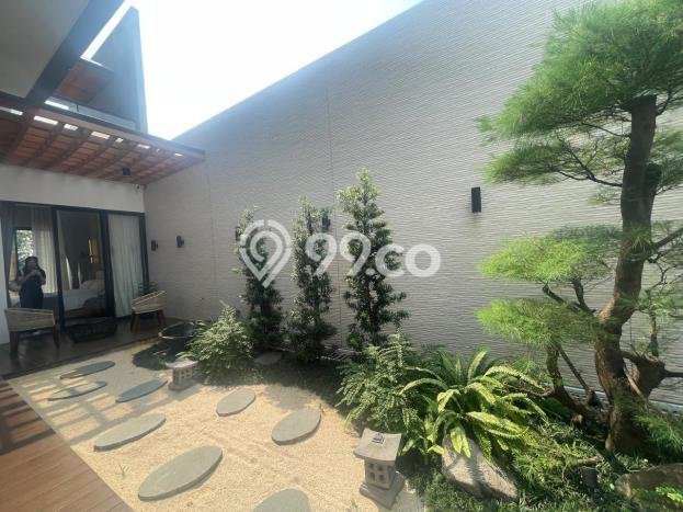 Rumah Elit Modern Tanpa Renovasi di Metland Menteng Jakarta Timur Rumah Elit Modern Tanpa Renovasi di Metland Menteng Jakarta Timur