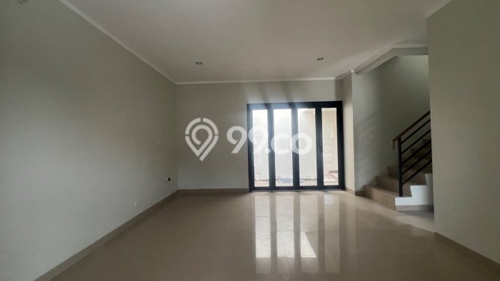 For Sale! Luxury House LT 104m2 Desain Elegan di Summarecon Crown Gading For Sale! Luxury House LT 104m2 Desain Elegan di Summarecon Crown Gading