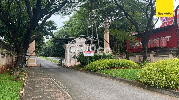 Tanah untuk Dijual Lokasi Lippo Cikarang, Cikarang Luas 624m2 - Tanah untuk Dijual Lokasi Lippo Cikarang, Cikarang Luas 624m2 -