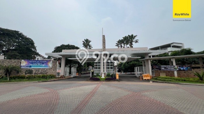 Jual Rumah Eksklusif 2 KT di Summarecon Bekasi, Bekasi Jual Rumah Eksklusif 2 KT di Summarecon Bekasi, Bekasi