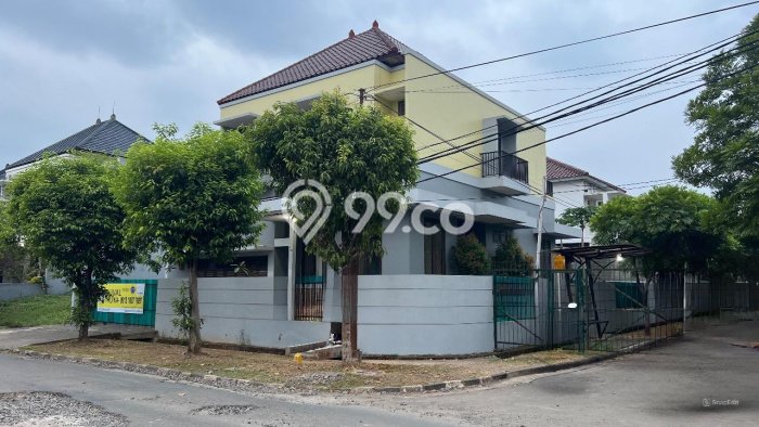 Jual Rumah Mewah Elegan Dengan View Cantik di Kemang Pratama, Bekasi Jual Rumah Mewah Elegan Dengan View Cantik di Kemang Pratama, Bekasi
