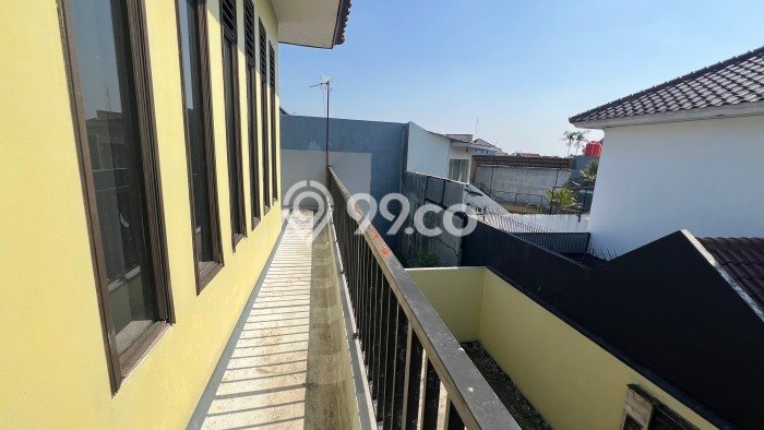 Jual Rumah Mewah Elegan Dengan View Cantik di Kemang Pratama, Bekasi Jual Rumah Mewah Elegan Dengan View Cantik di Kemang Pratama, Bekasi