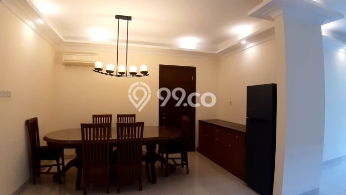 Rumah sewa siap pakai 3 Kamar Tidur di Pondok Indah, Jakarta Selatan Rumah sewa siap pakai 3 Kamar Tidur di Pondok Indah, Jakarta Selatan