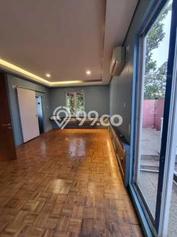 Lokasi terbaik! Rumah siap pakai dikontrakkan di Cilandak LB 200m2 Lokasi terbaik! Rumah siap pakai dikontrakkan di Cilandak LB 200m2