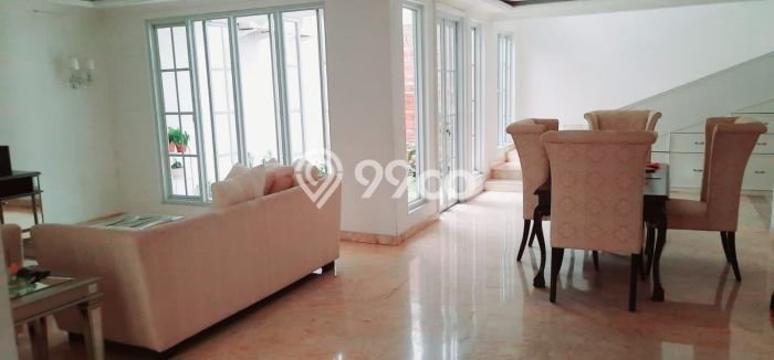Rumah dengan Lokasi Strategis 3 KT di Lebak Bulus, Jakarta Selatan Rumah dengan Lokasi Strategis 3 KT di Lebak Bulus, Jakarta Selatan