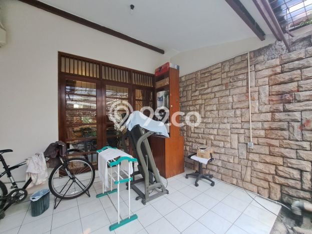 Jual Rumah Mewah Elegan Dengan View Cantik di Cinere, Jakarta Selatan Jual Rumah Mewah Elegan Dengan View Cantik di Cinere, Jakarta Selatan