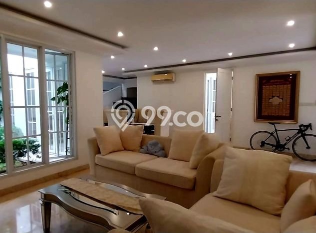Rumah dengan Lokasi Strategis 3 KT di Lebak Bulus, Jakarta Selatan Rumah dengan Lokasi Strategis 3 KT di Lebak Bulus, Jakarta Selatan