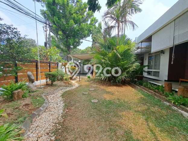 Hunian Eksklusif Siap Huni LT 740m2 di Cilandak, Jakarta Selatan Hunian Eksklusif Siap Huni LT 740m2 di Cilandak, Jakarta Selatan