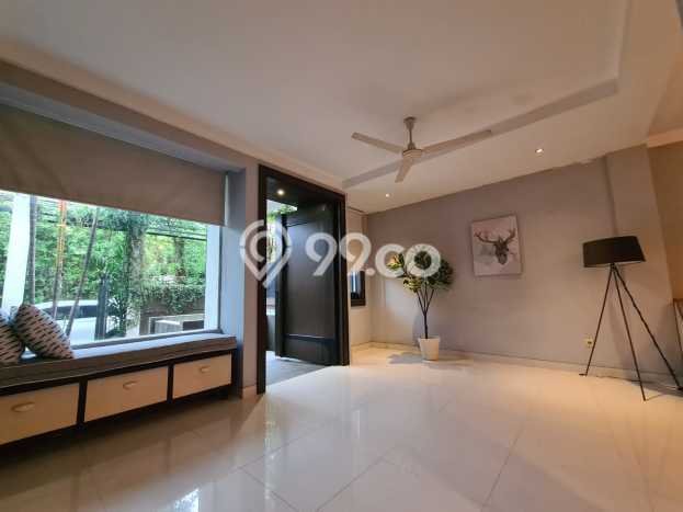 Rumah Mewah LB 300m2 Siap Huni Desain Elegan di Pondok Indah, Jakarta Selatan Rumah Mewah LB 300m2 Siap Huni Desain Elegan di Pondok Indah, Jakarta Selatan