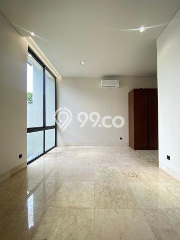 Rumah Luxury Modern Tanpa Renovasi di Kemang Jakarta Selatan Rumah Luxury Modern Tanpa Renovasi di Kemang Jakarta Selatan