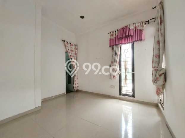 Dijual Rumah Strategis Bagus Punya 5 KT di Cinere Depok SHM Dijual Rumah Strategis Bagus Punya 5 KT di Cinere Depok SHM