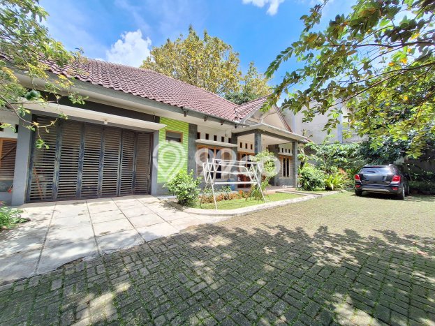 Jual Rumah Luas Elegan Dengan View Eksklusif di Katulampa, Bogor Jual Rumah Luas Elegan Dengan View Eksklusif di Katulampa, Bogor