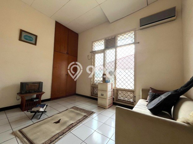 Hunian Mewah Dijual LT 192m2 di Cinere, Depok Hunian Mewah Dijual LT 192m2 di Cinere, Depok