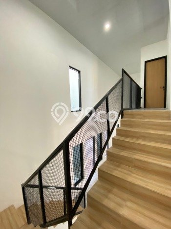 Siap Huni Hunian Elit 4 Kamar di Cinere Dekat ke Mana Saja Siap Huni Hunian Elit 4 Kamar di Cinere Dekat ke Mana Saja