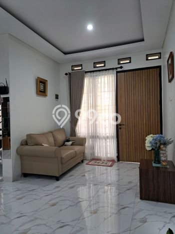 For Sale Rumah 4 Kamar Lokasi Ideal Nyaman dan Strategis di Pamulang For Sale Rumah 4 Kamar Lokasi Ideal Nyaman dan Strategis di Pamulang