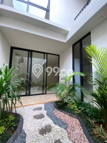 Rumah Luxury Modern Tanpa Renovasi di Kemang Jakarta Selatan Rumah Luxury Modern Tanpa Renovasi di Kemang Jakarta Selatan