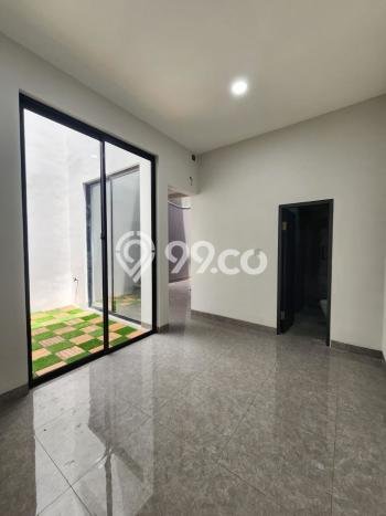 Hunian Elit LB 200m2 Siap Pakai Desain Elegan di Pondok Indah, Jakarta Selatan Hunian Elit LB 200m2 Siap Pakai Desain Elegan di Pondok Indah, Jakarta Selatan