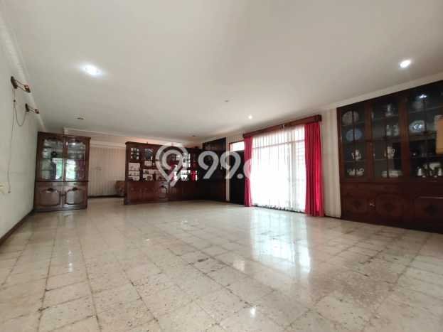 Hunian Mewah LB 560m2 Siap Huni Desain Elegan di Bendungan Hilir, Jakarta Pusat Hunian Mewah LB 560m2 Siap Huni Desain Elegan di Bendungan Hilir, Jakarta Pusat
