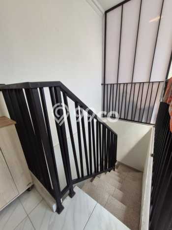 Rumah Eksklusif Dijual LT 425m2 di Cinere, Depok Rumah Eksklusif Dijual LT 425m2 di Cinere, Depok