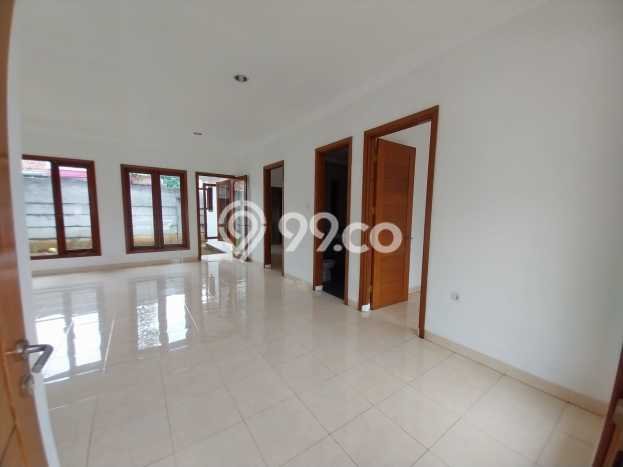 Rumah Strategis Modern Lb 100m2 di Cinere, Depok Rumah Strategis Modern Lb 100m2 di Cinere, Depok