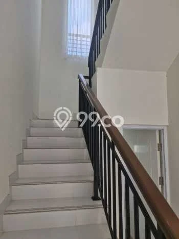 Rumah area Cinere, 3 KT, Lingkungan Berkembang Rumah area Cinere, 3 KT, Lingkungan Berkembang