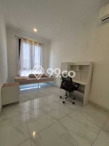 Rumah Eksklusif Dijual LT 425m2 di Cinere, Depok Rumah Eksklusif Dijual LT 425m2 di Cinere, Depok