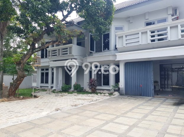 Dijual Rumah Mewah Elegan Dengan View Eksklusif di Pejaten, Jakarta Selatan Dijual Rumah Mewah Elegan Dengan View Eksklusif di Pejaten, Jakarta Selatan