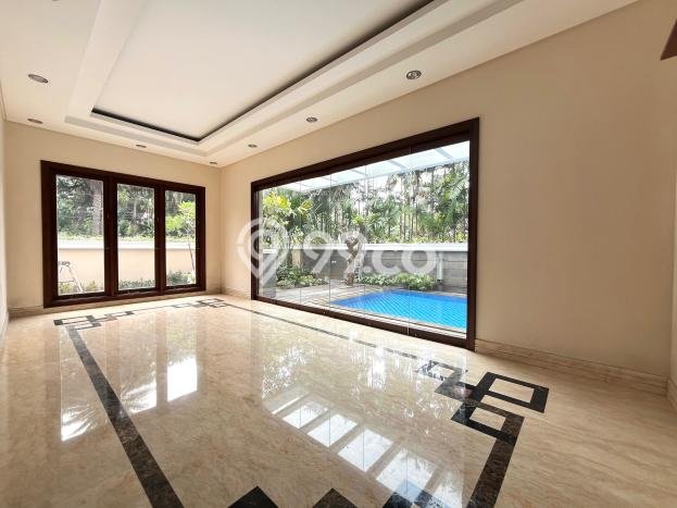Rumah Mewah LB 890m2 Siap Pakai Desain Elegan di Pondok Indah, Jakarta Selatan Rumah Mewah LB 890m2 Siap Pakai Desain Elegan di Pondok Indah, Jakarta Selatan