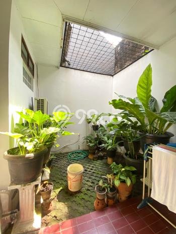 Dijual Rumah Mewah Elegan Dengan View Cantik di Lebak Bulus, Jakarta Selatan Dijual Rumah Mewah Elegan Dengan View Cantik di Lebak Bulus, Jakarta Selatan