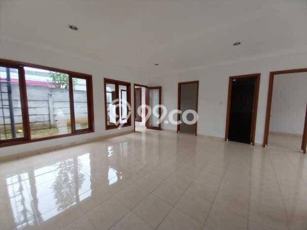 Rumah Strategis Modern Lb 100m2 di Cinere, Depok Rumah Strategis Modern Lb 100m2 di Cinere, Depok
