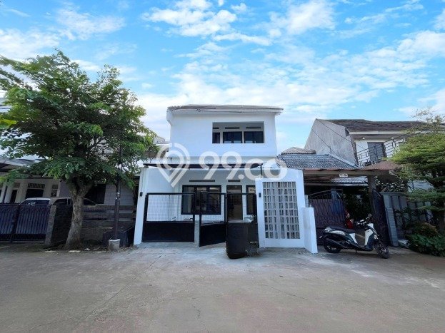 Rumah Modern 3 KT di Cinere Jakarta Selatan Unfurnished Rumah Modern 3 KT di Cinere Jakarta Selatan Unfurnished