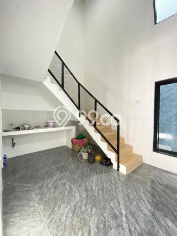 Rumah Mewah Siap Huni LT 120m2 di Cinere, Depok Rumah Mewah Siap Huni LT 120m2 di Cinere, Depok