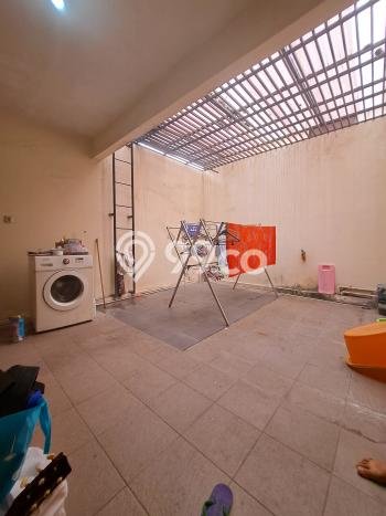 Kesempatan Langka Memiliki Rumah LT 376m² / LB 500m² di Jantung Kota Lebak Bulus, Jakarta Selatan Kesempatan Langka Memiliki Rumah LT 376m² / LB 500m² di Jantung Kota Lebak Bulus, Jakarta Selatan