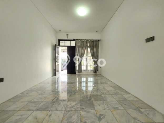 Disewakan Rumah Konsep Modern di Cinere Depok dengan 3 Kamar Disewakan Rumah Konsep Modern di Cinere Depok dengan 3 Kamar